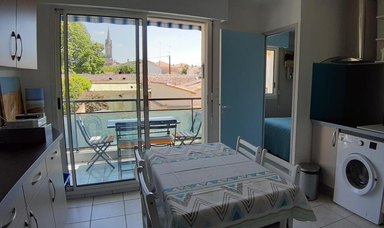 Appartement 2 min à pied de la mer et du centre ville Saint-Georges-de-Didonne Extérieur photo